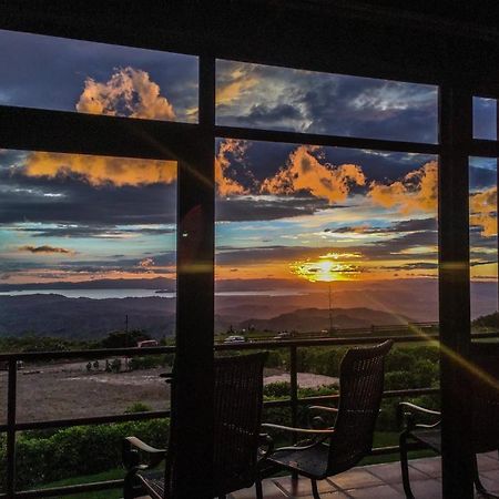 Sunset Vista Lodge,Monteverde,Costa Rica. Luaran gambar